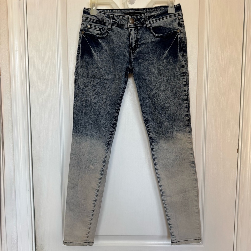 Low Rise Skinny Stylish Women's Ombre Jeans